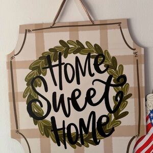 Home Sweet Home Door hanger - Beige, Green, Black